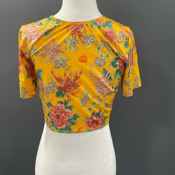 We Are Swim Top Yellow Floral Medium K4 - Picture 2 of 4